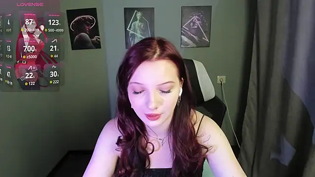 AuroraKane online show from 2, 4, 2026