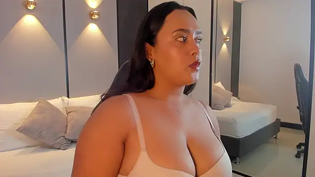 Snapshot of sophia_solerr chatting on 19, 2, 2026 sophia solerr online show from 19, 2, 2026