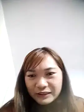cute-hiphop online show from 9, 6, 2026