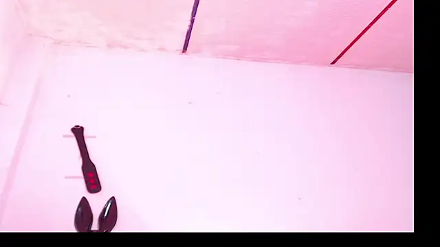 Girl Bondage online show from 25, 5, 2026