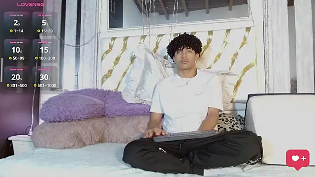 Snapshot of ian_smith_ chatting on 1, 4, 2026 ian smith online show from 1, 4, 2026