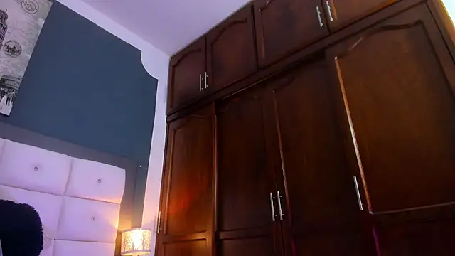 Snapshot of RED_VIOLETH chatting on 11, 2, 2026 RED VIOLETH online show from 11, 2, 2026