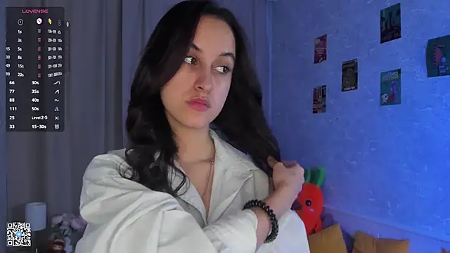 Snapshot of MarcelinaMei chatting on 8, 2, 2026 MarcelinaMei online show from 8, 2, 2026