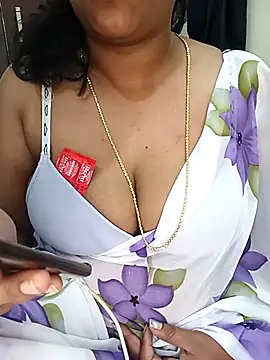 Snapshot of Chinnima143 chatting on 16, 2, 2026 Chinnima143 online show from 16, 2, 2026