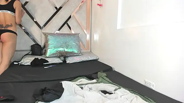 Snapshot of Geminis___ chatting on 24, 2, 2026 Geminis online show from 24, 2, 2026