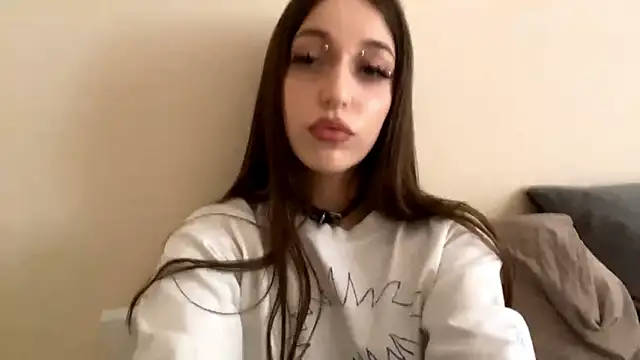 CutieWorm online show from 1, 2, 2026