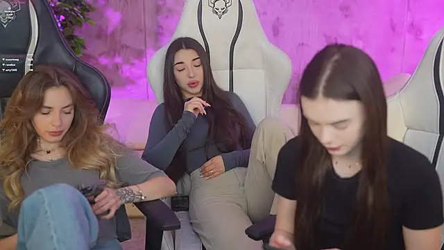 Zlata Sky online show from 22, 2, 2025