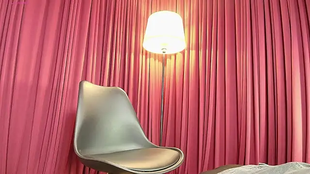 Sharlotte  1 online show from 6, 3, 2026