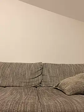 LeonieClaire online show from 11, 2, 2026