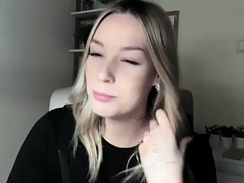 Snapshot of VelvetAngela chatting on 16, 2, 2026 VelvetAngela online show from 16, 2, 2026