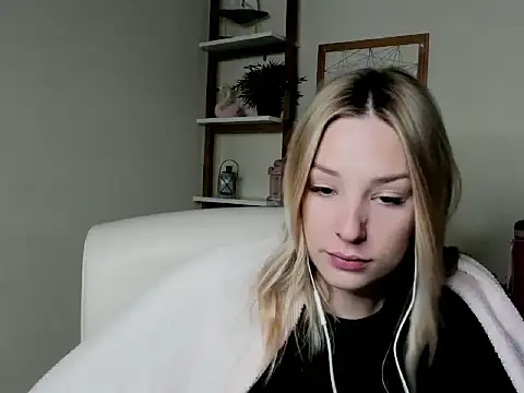 Snapshot of VelvetAngela chatting on 24, 2, 2026 VelvetAngela online show from 24, 2, 2026