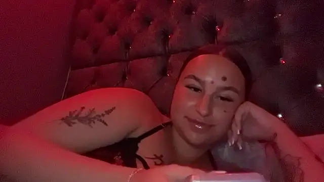 MissSophhh online show from 26, 2, 2026