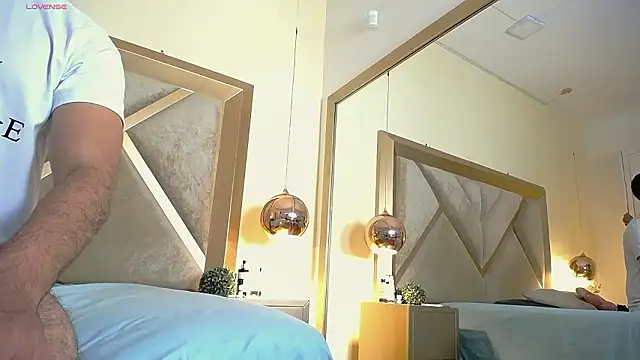 Snapshot of LaraandAxel chatting on 28, 2, 2026 LaraandAxel online show from 28, 2, 2026