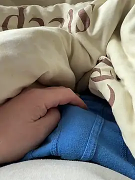 twankletoes1234 online show from 12, 3, 2026