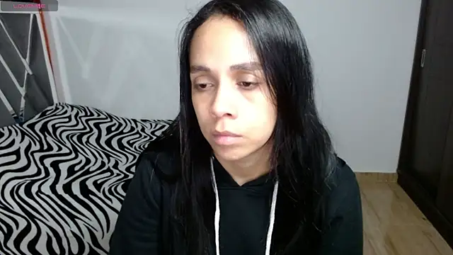 paula lopez   online show from 5, 5, 2026