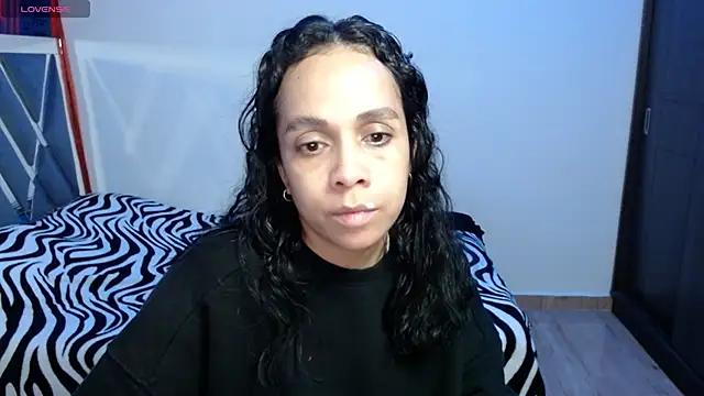 paula lopez   online show from 6, 5, 2026