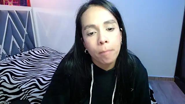paula lopez   online show from 9, 6, 2026