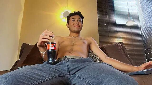 Snapshot of Damon_Salvarote_S chatting on 13, 2, 2026 Damon Salvarote S online show from 13, 2, 2026