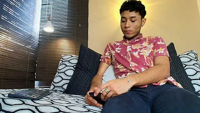 Damon Salvarote S online show from 9, 4, 2026