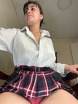 LilaRvsh online show from 10, 4, 2026