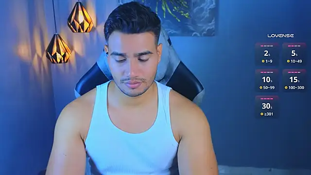 AndresRodriguez1 online show from 10, 4, 2026