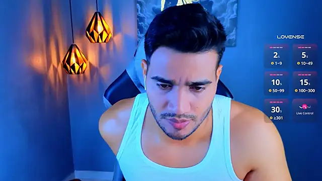 AndresRodriguez1 online show from 22, 4, 2026