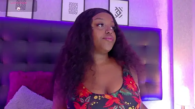 Snapshot of Aitana_Oliveira chatting on 21, 2, 2026 Aitana Oliveira online show from 21, 2, 2026