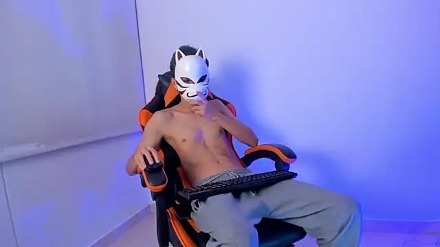 Snapshot of Senpai_Lover_ chatting on 8, 2, 2026 Senpai Lover online show from 8, 2, 2026