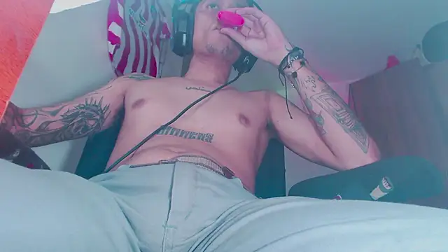 theskateboy online show from 25, 2, 2026