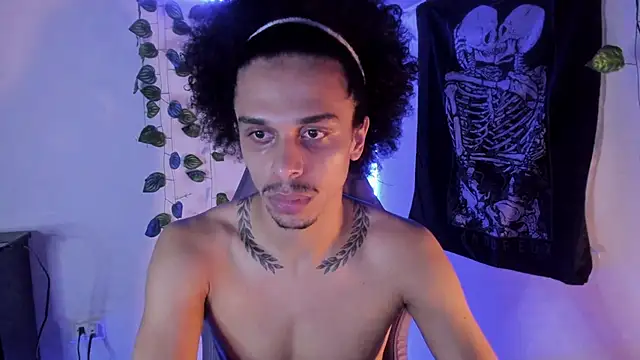 Aaron Hopper online show from 3, 3, 2026