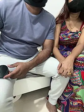 Snapshot of couple7v17d chatting on 27, 2, 2026 couple7v17d online show from 27, 2, 2026