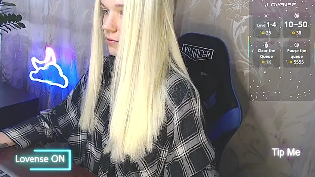 Shiny Victoria online show from 2, 4, 2026