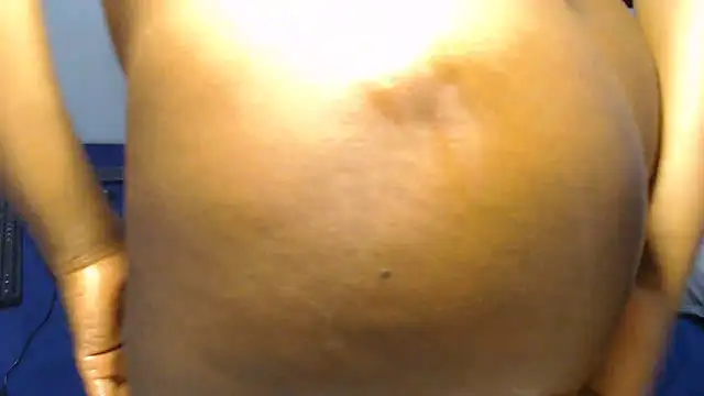 Snapshot of karen-001 chatting on 24, 2, 2026 karen-001 online show from 24, 2, 2026