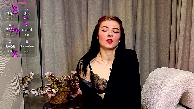 Snapshot of NicoleLuxe chatting on 24, 2, 2026 NicoleLuxe online show from 24, 2, 2026