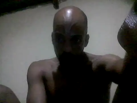 Snapshot of LanguidRunabout chatting on 12, 5, 2026 LanguidRunabout online show from 12, 5, 2026
