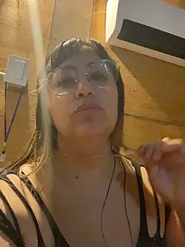 calistrababy online show from 2, 2, 2026