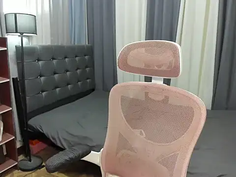 TinyCock Rein online show from 13, 3, 2026