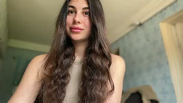 LiluMartiznir online show from 11, 5, 2026