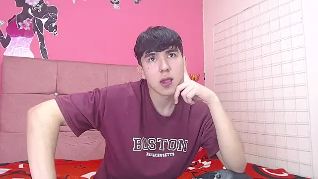 Snapshot of massimoferrera303av chatting on 6, 2, 2026 massimoferrera303av online show from 6, 2, 2026