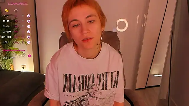 Snapshot of AutumnWhisper chatting on 12, 2, 2026 AutumnWhisper online show from 12, 2, 2026