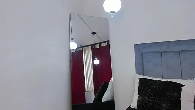 Snapshot of Atenis_thompson chatting on 5, 6, 2026 Atenis thompson online show from 5, 6, 2026