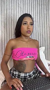 Snapshot of Alahia_Betancurr chatting on 3, 2, 2026 Alahia Betancurr online show from 3, 2, 2026