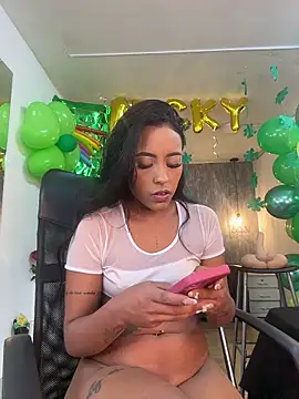 Alahia Betancurr online show from 18, 3, 2026