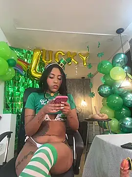 Alahia Betancurr online show from 17, 3, 2026