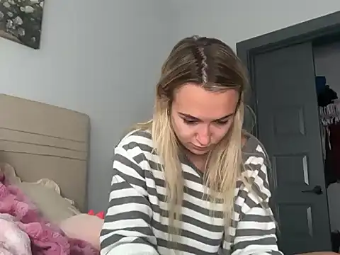 kelseyblu online show from 30, 4, 2026