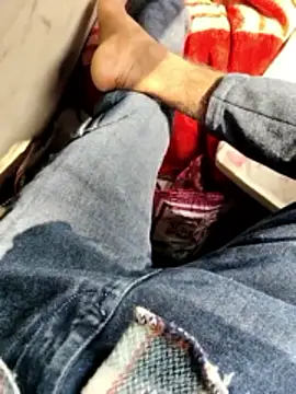 Snapshot of akku6147 chatting on 5, 2, 2026 akku6147 online show from 5, 2, 2026