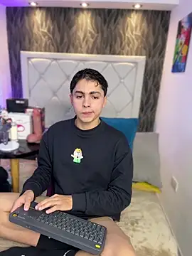 Snapshot of Samu_Hott chatting on 10, 2, 2026 Samu Hott online show from 10, 2, 2026