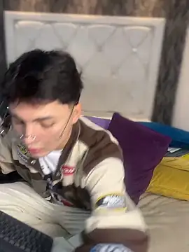 Samu Hott online show from 28, 3, 2026