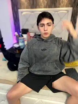 Snapshot of Samu_Hott chatting on 13, 2, 2026 Samu Hott online show from 13, 2, 2026