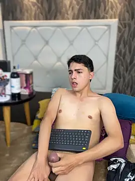 Snapshot of Samu_Hott chatting on 27, 2, 2026 Samu Hott online show from 27, 2, 2026